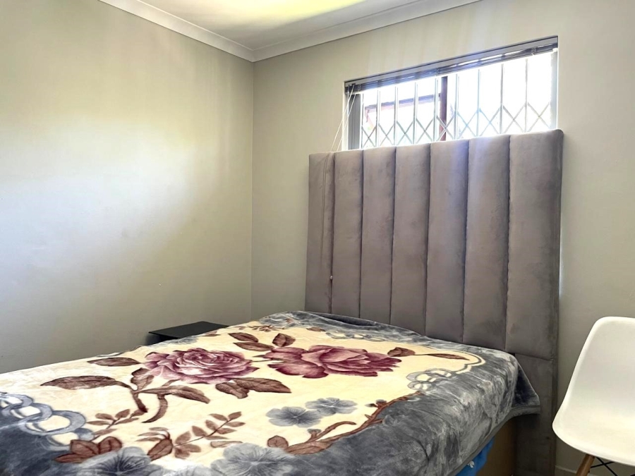 2 Bedroom Property for Sale in Table View Western Cape